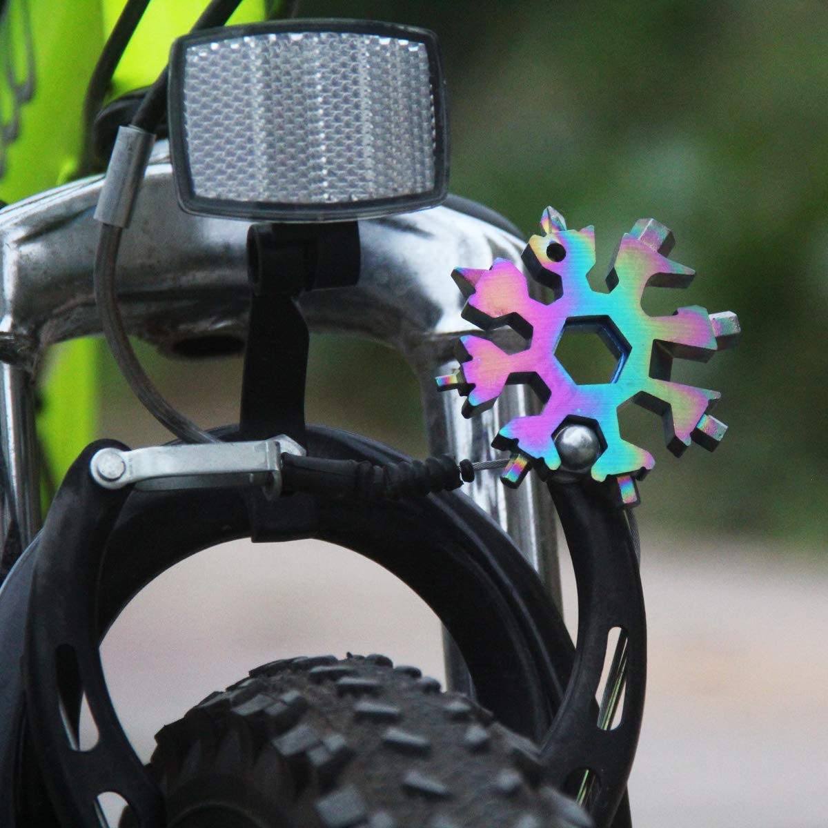 Sikunuo | Snowflake - MultiTool 18-in-1 Stainless Steel Portable for Outdoor Adventures