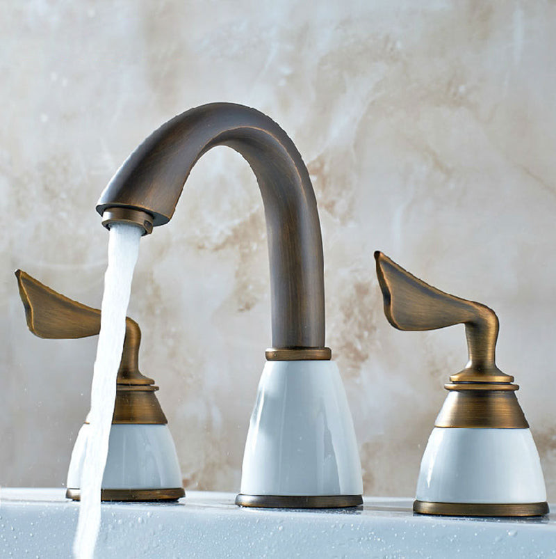 Sikunuo | Deck Mounted Roman Tub Faucet Low Arc Bronze Romantic Bathtub Fitting Set