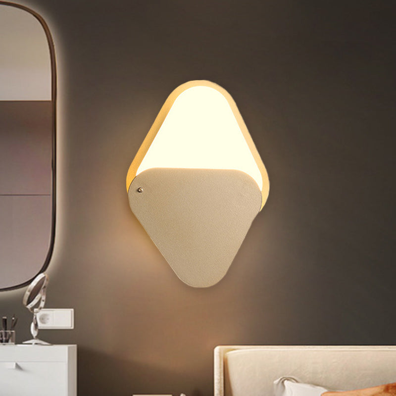 Sikunuo | Metallic Triangle Wall Lighting Fixture Simple LED Gold Wall Mount Wall Lamp with Rotatable Design for Bedroom