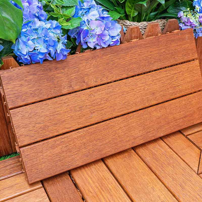 Sikunuo | Classic wooden deck tiles connecting composite patio tiles