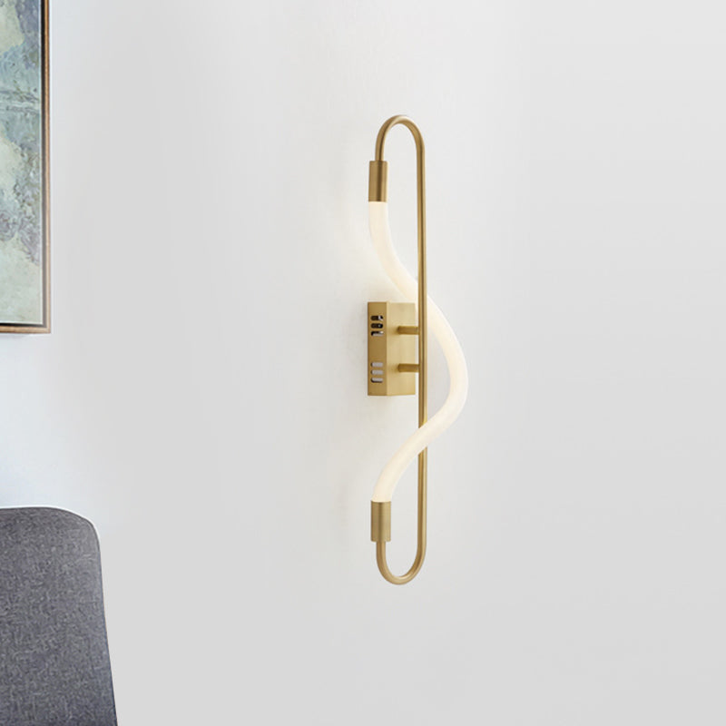 Sikunuo | Simple LED wall lighting ideas Gold finish rectangular wall light with tube acrylic diffuser
