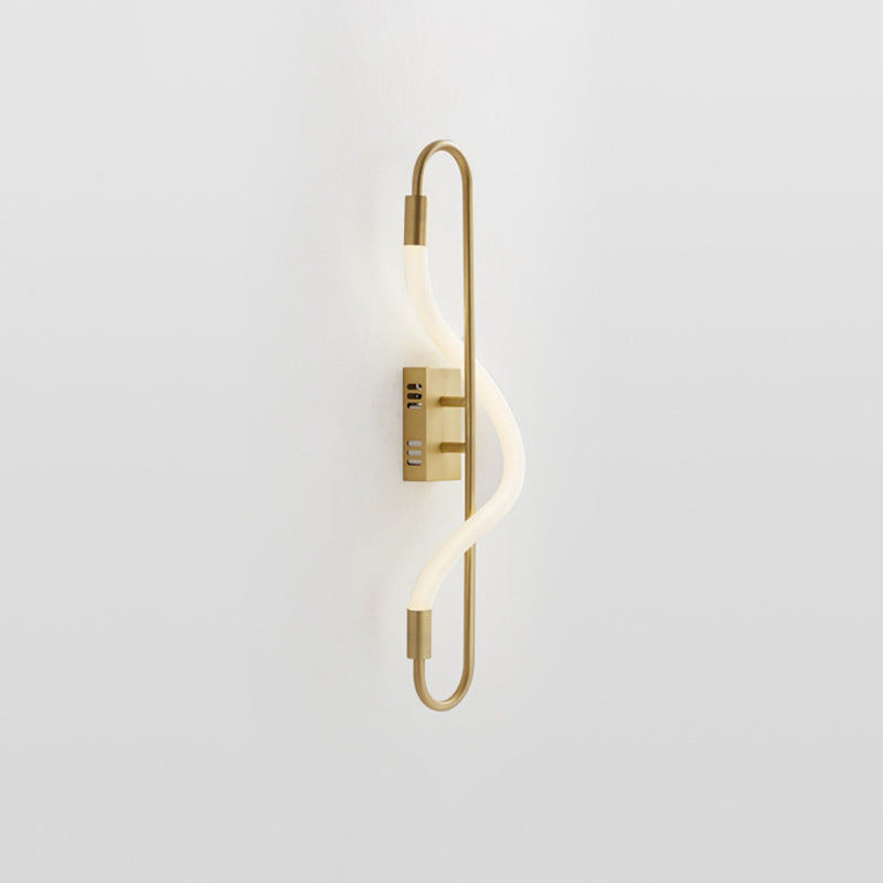 Sikunuo | Simple LED wall lighting ideas Gold finish rectangular wall light with tube acrylic diffuser