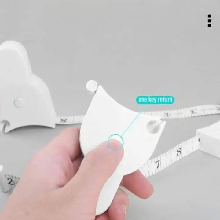 Sikunuo | Automatically Retractable Measuring Tape – One-Handed Body Measurement & Precise