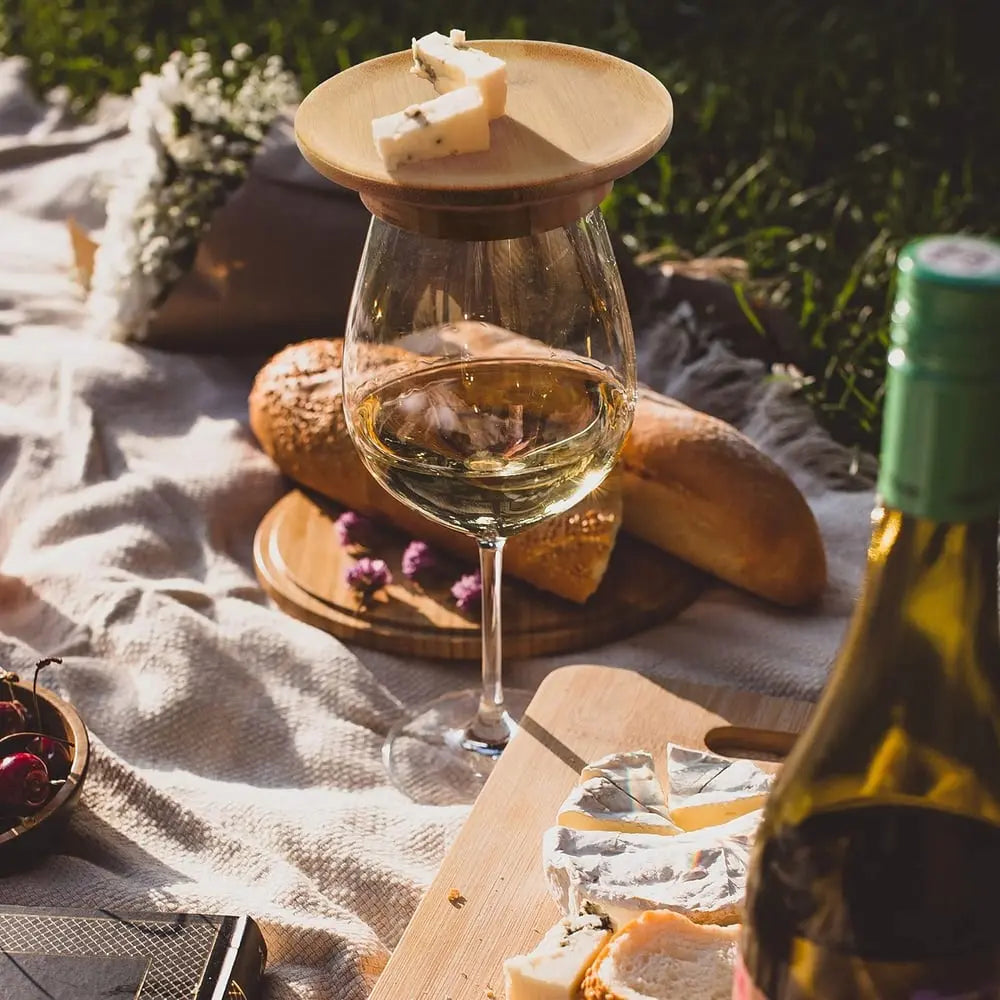 Sikunuo | Bamboo Wine Glass Snack Holder — Elegant Snack Holder for Wine Evenings