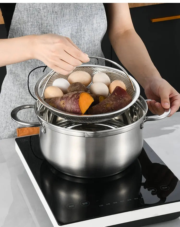 Sikunuo | Stainless steel steam insert with handle