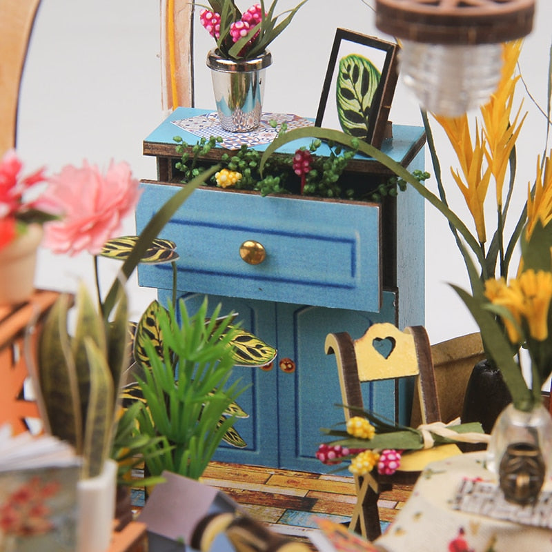 Sikunuo | DIY Dream Home Miniature Wooden Doll House