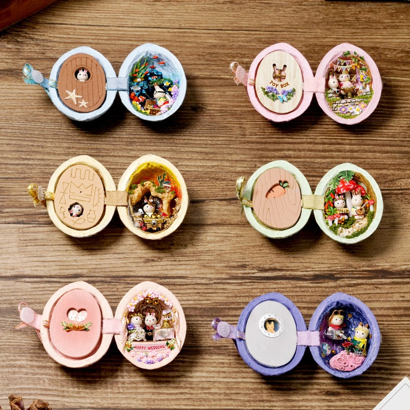 Sikunuo | Handmade Wooden Miniature Walnut Dollhouse