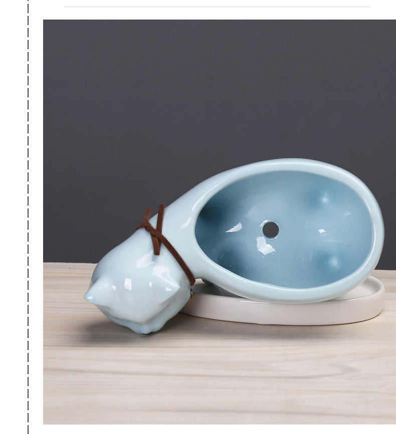 Sikunuo | Rising Cat Ceramic Flower Pot