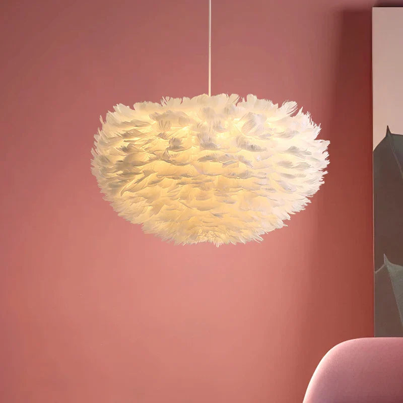 Sikunuo | Cloud Like Realistic Feather Chandelier