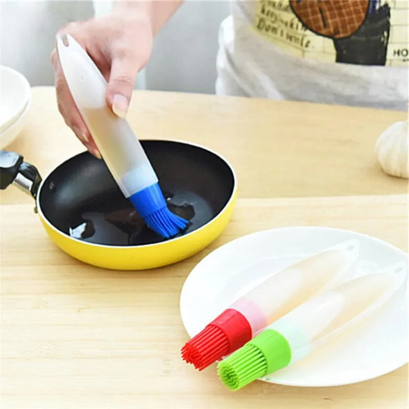 Sikunuo | Multipurpose Heat Resistant Oil Bottle Brush