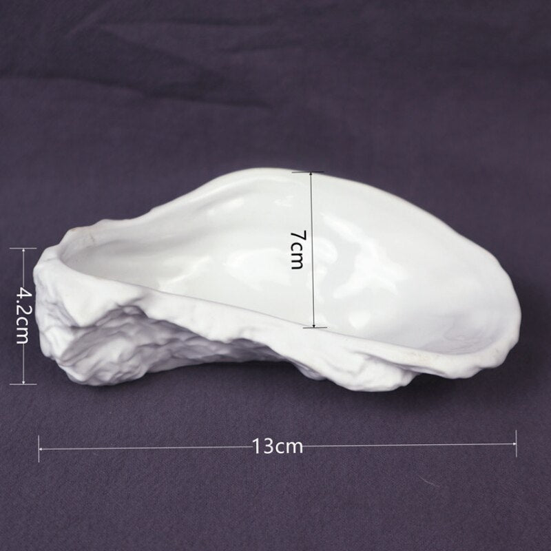 Sikunuo | Oyster Shaped Ceramic Plate