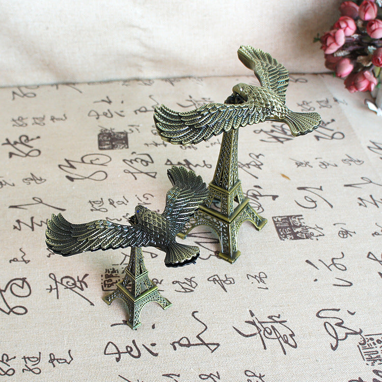 Sikunuo | Retro Eagle Tower Balance Figurines