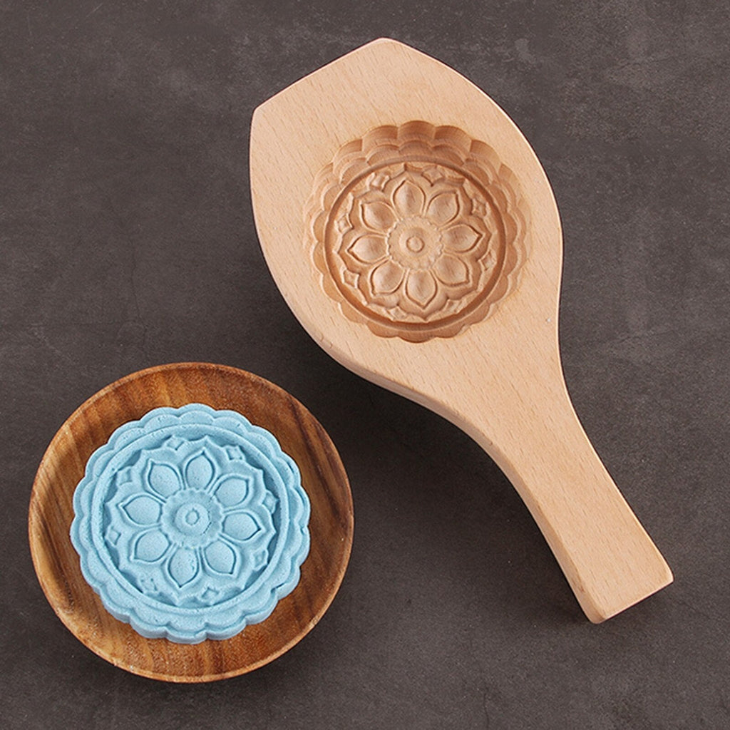 Sikunuo | Wooden Cute Pastry Bake Master Baking Mold