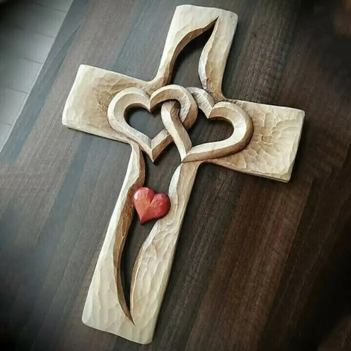 Sikunuo | Hand-carved wooden cross with intertwined hearts