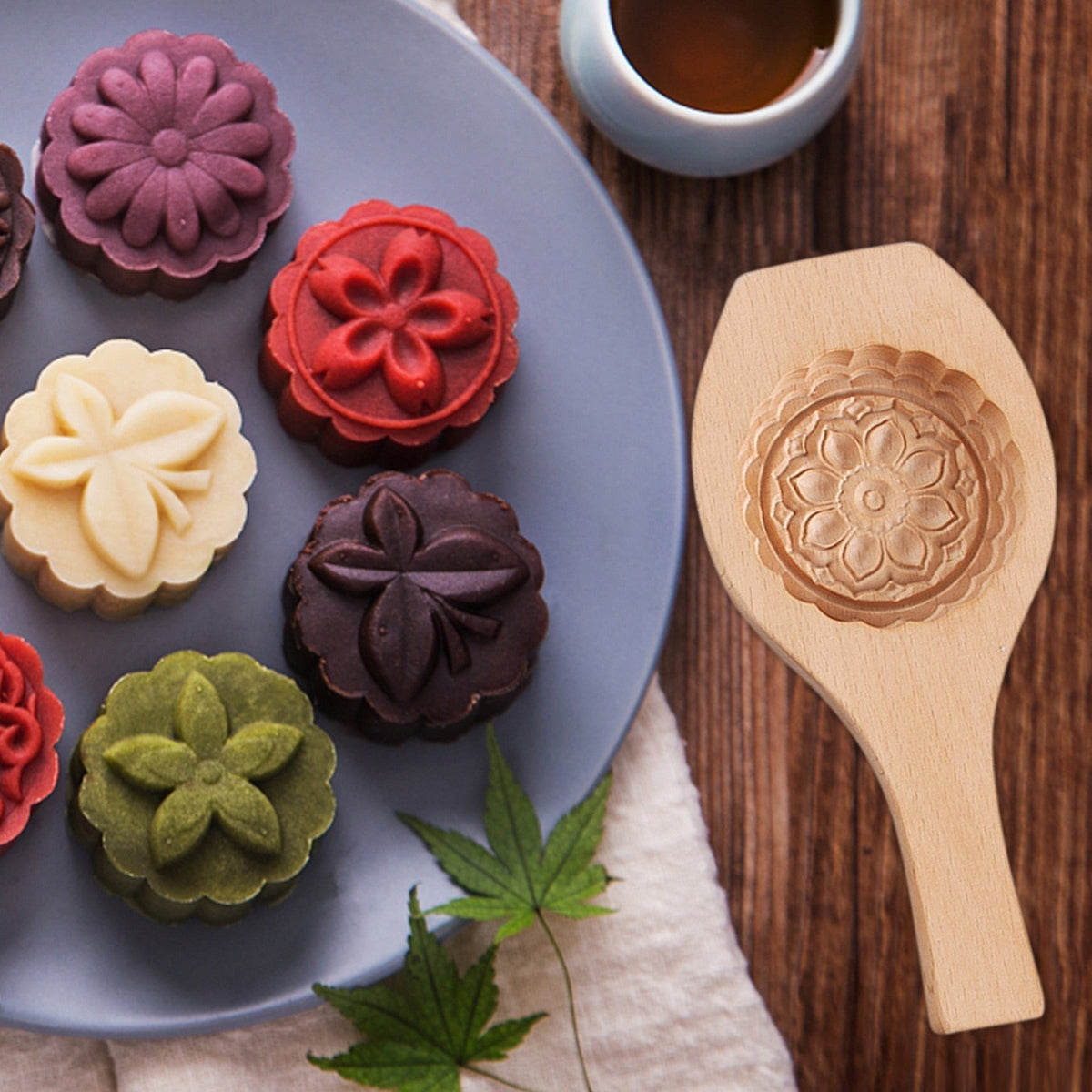 Sikunuo | Wooden Cute Pastry Bake Master Baking Mold