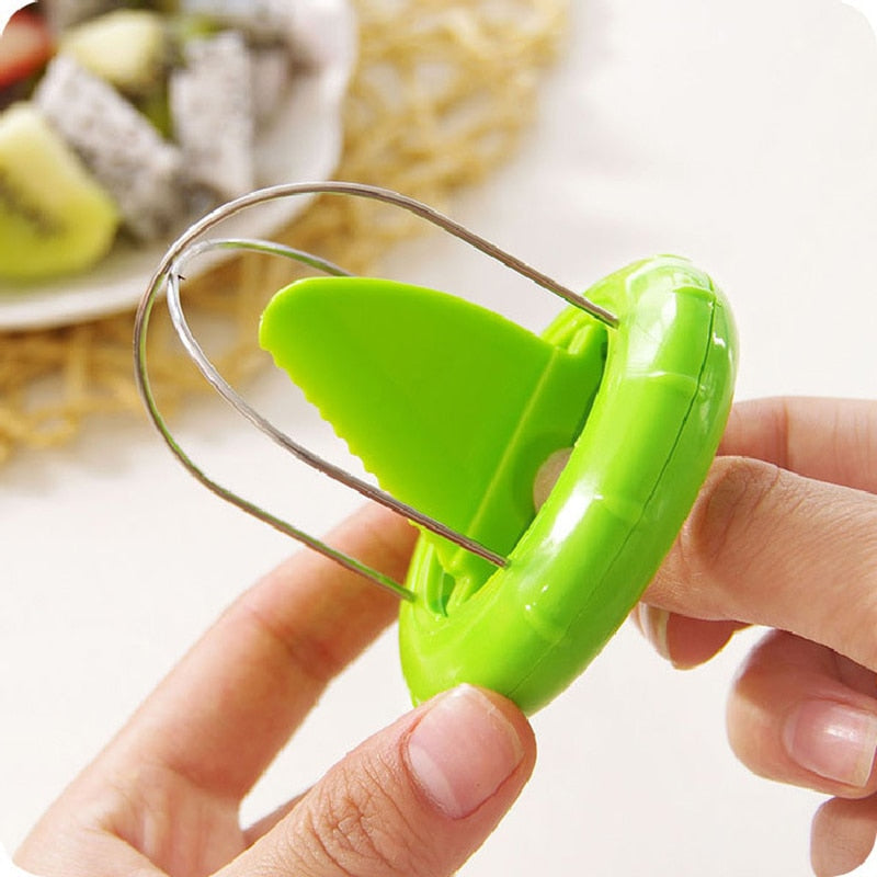 Sikunuo | Mini Kiwi Cutter Tool