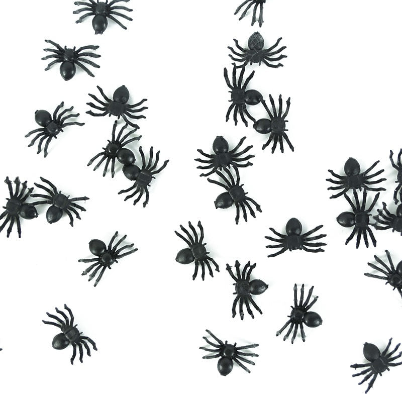 Sikunuo | 50Pcs Luminous Glowing Spiders Halloween Decoration