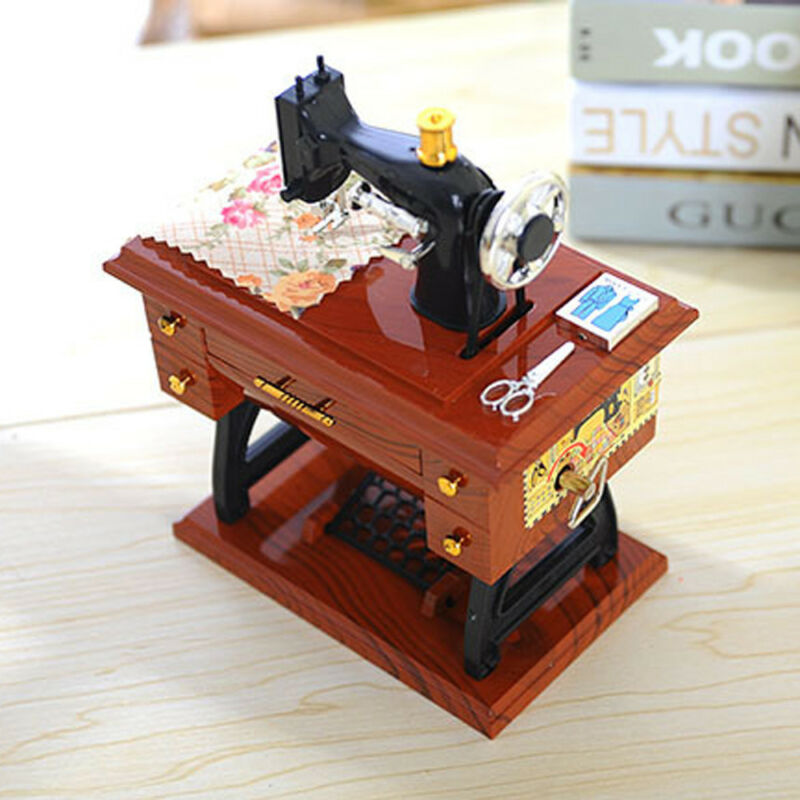 Sikunuo | Mini Craft Retro Sewing Machine Decor