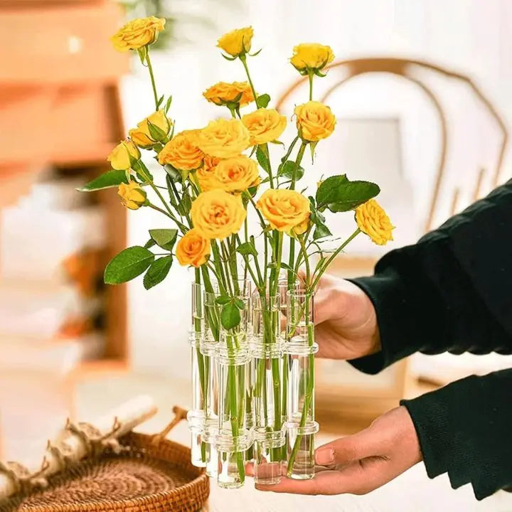 Sikunuo | Hinged-Flower Vase – Flexible and stylish home decoration