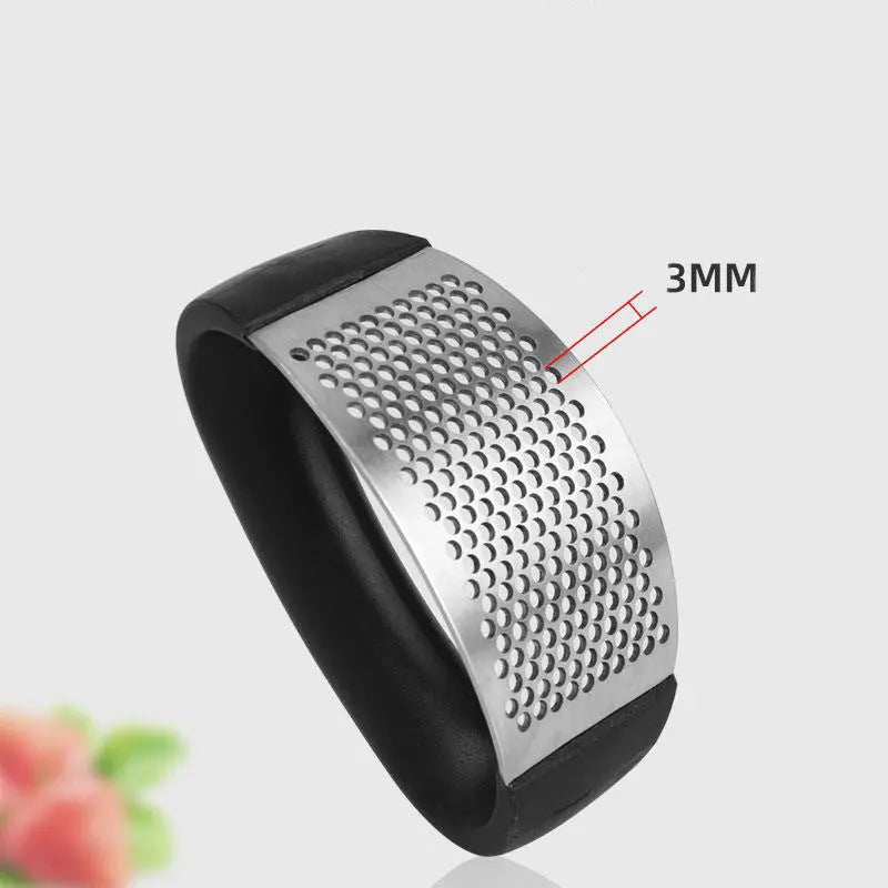 Sikunuo | Durable garlic press made of stainless steel for effortless crushing
