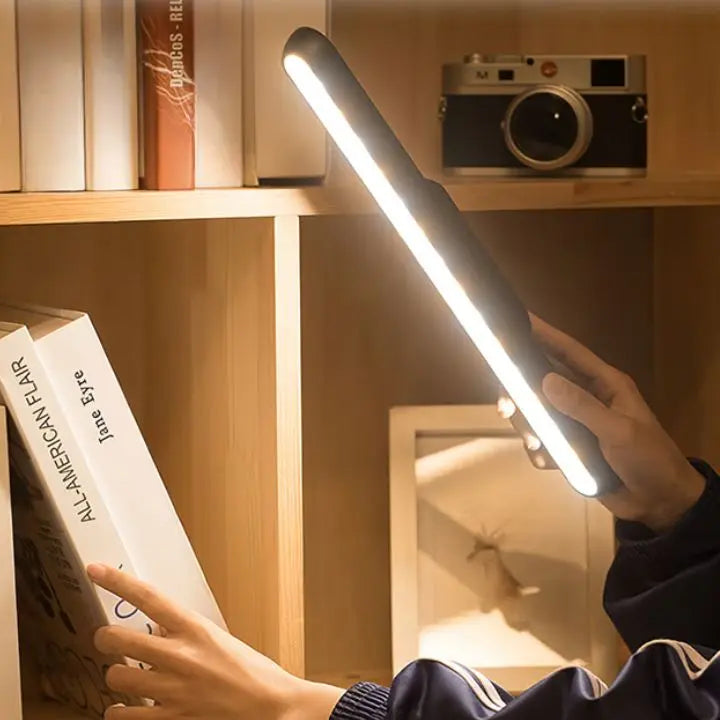 Sikunuo | Magnetic LED Touch Lamp – elegant, rechargeable & compact
