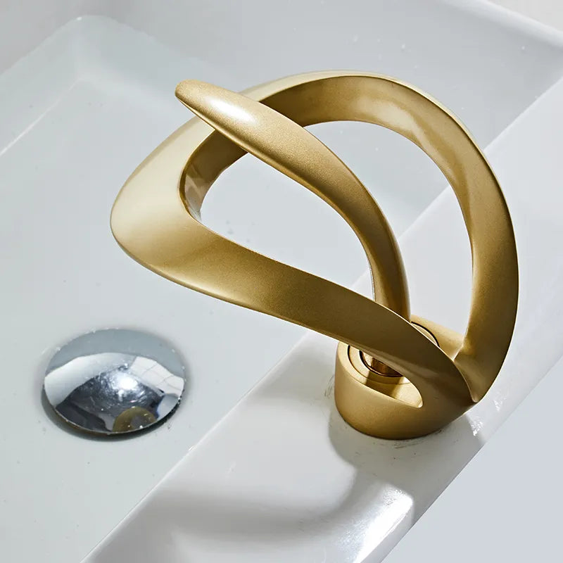 Sikunuo | Modern Creative Brass Waterfall Design Faucet