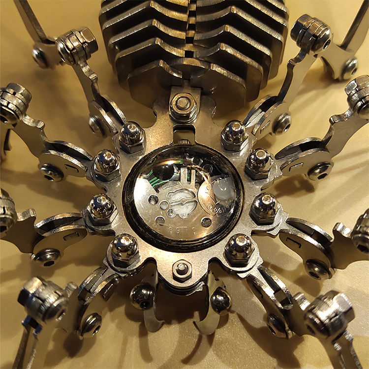 Sikunuo | Robot spider Stainless Steel Mechanical Clock