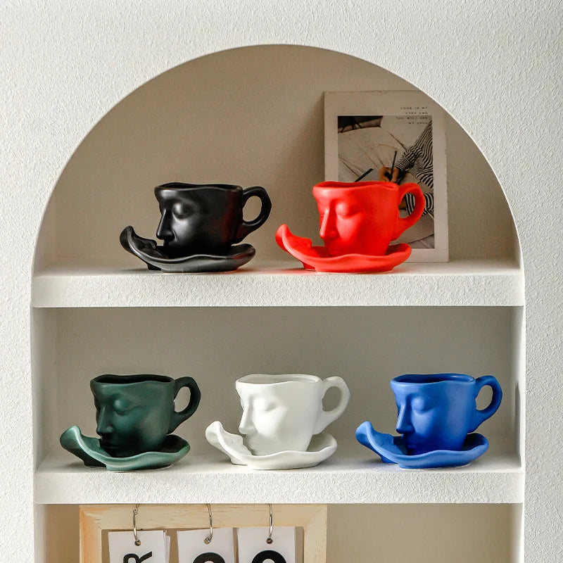 Sikunuo | Love Forever Kiss Ceramic Mug