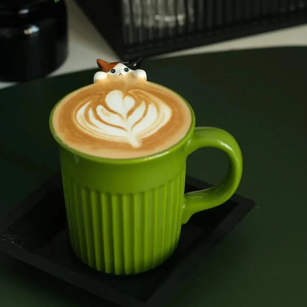 Sikunuo | Climbing Cat Coffee Mug