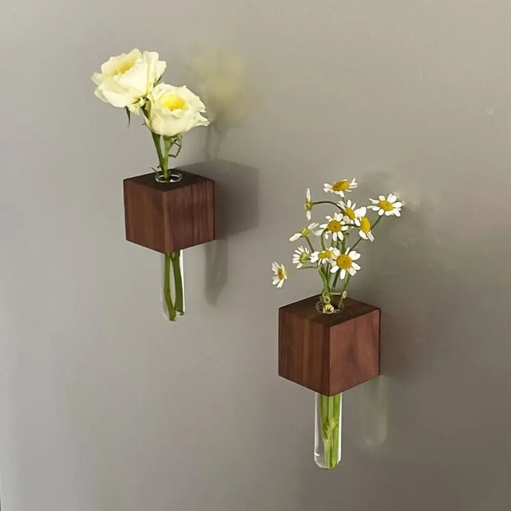 Sikunuo | Wooden Magnetic Flower Tube Vase
