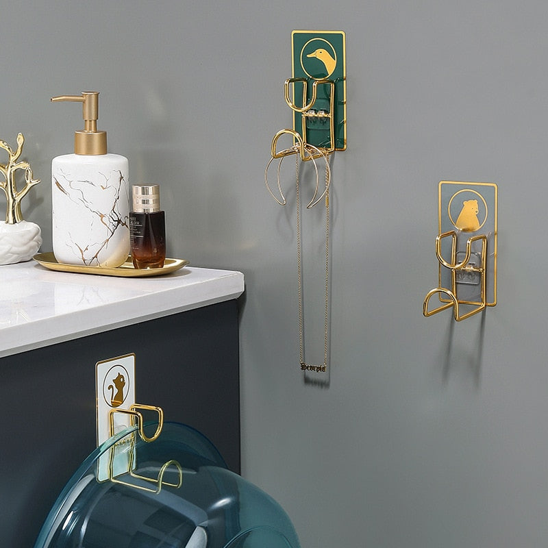 Sikunuo | Wall-Mounted Space Saver Kitchen Hook