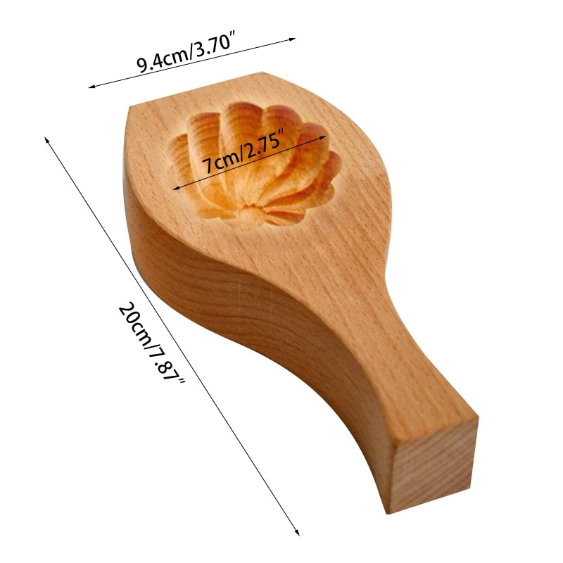 Sikunuo | Wooden Moon Dumpling Maker Mold