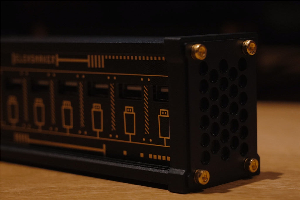 Sikunuo | Retro Block USB Socket