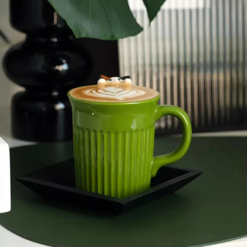 Sikunuo | Climbing Cat Coffee Mug