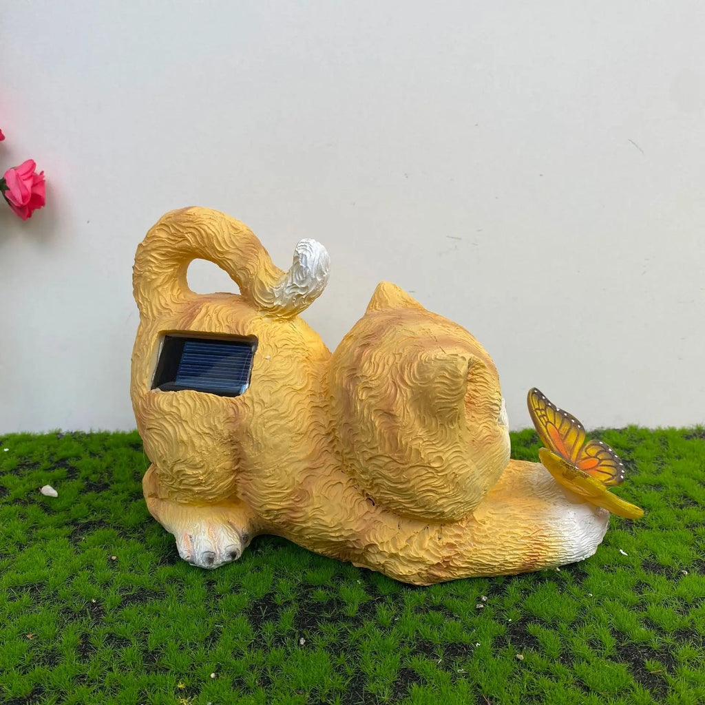 Sikunuo | Butterfly Catcher Cat Resin Decorative Lamp