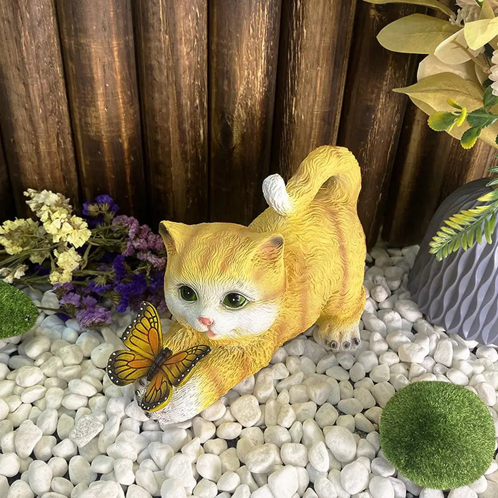 Sikunuo | Butterfly Catcher Cat Resin Decorative Lamp