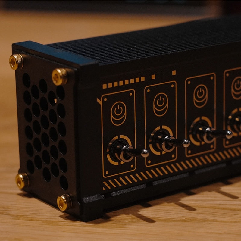 Sikunuo | Retro Block USB Socket