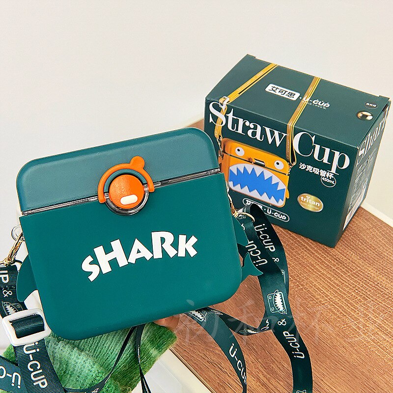 Sikunuo | Shark Built-in Straw Water Bottle