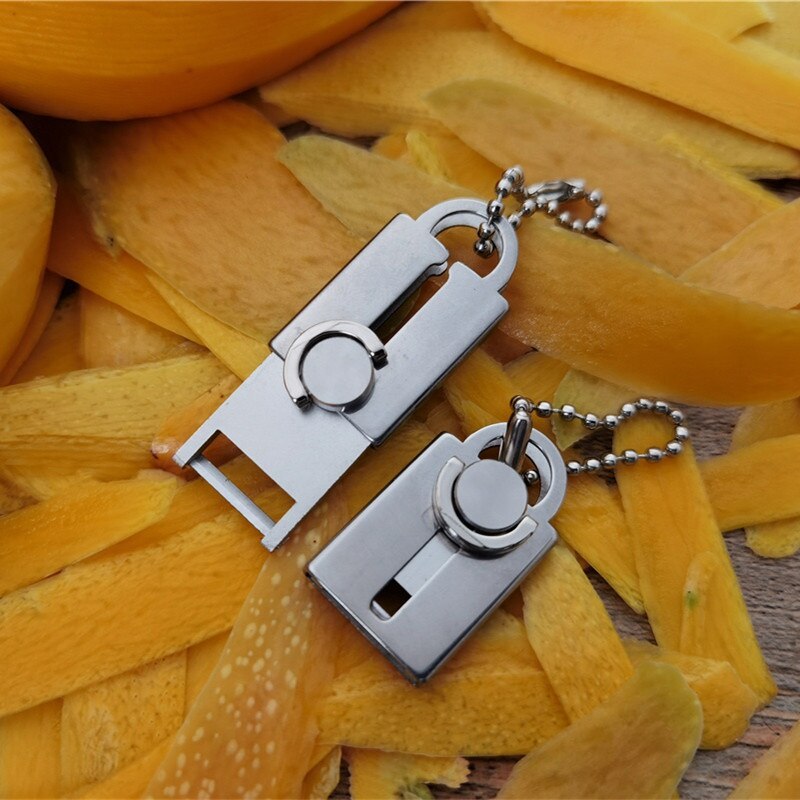Sikunuo | Stainless Steel Mini Vegetable Peeler Keychain