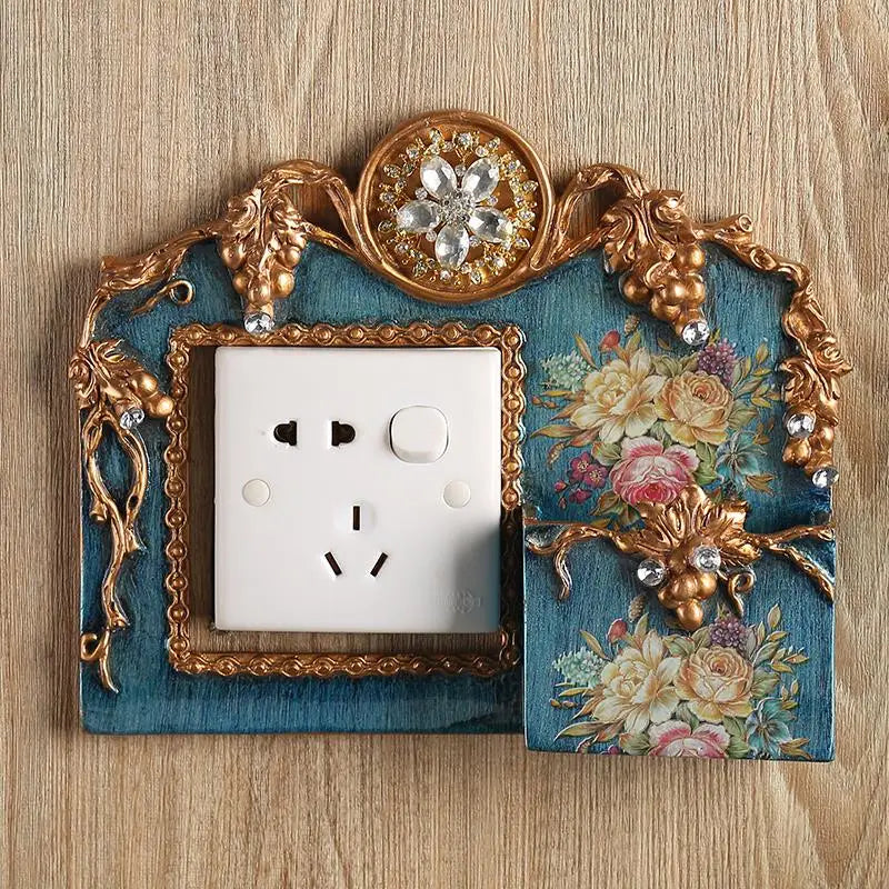 Sikunuo | Vintage Flora Butterfly Outlet Organizer