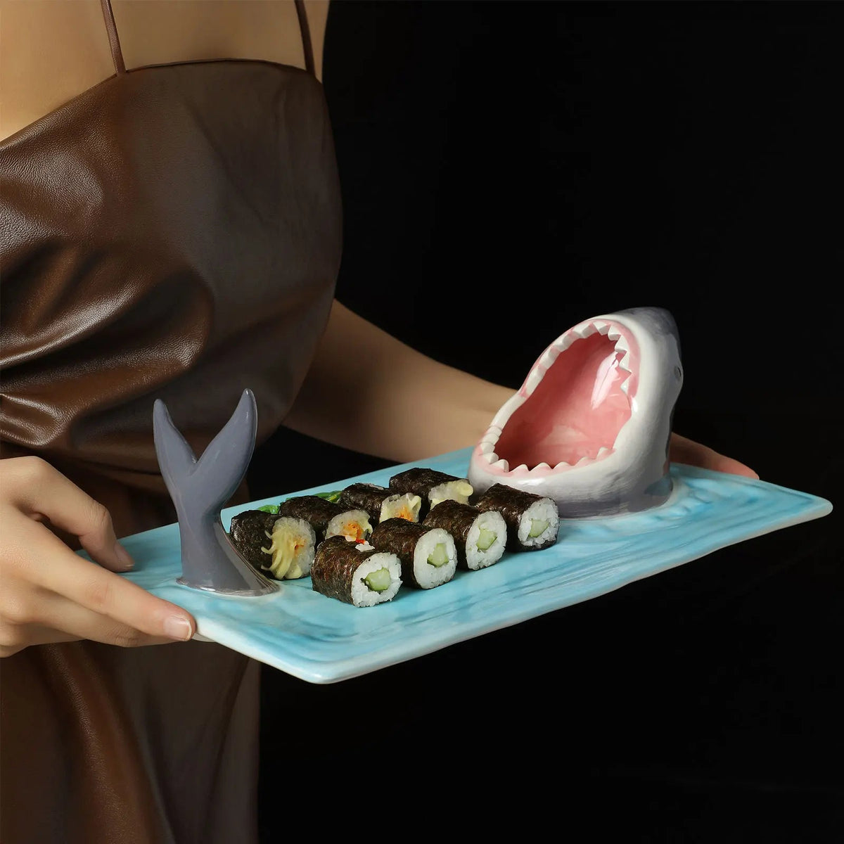 Sikunuo | Shark Bite Sushi Serving Platter