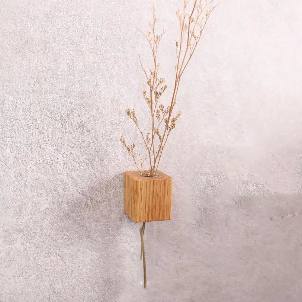 Sikunuo | Wooden Magnetic Flower Tube Vase