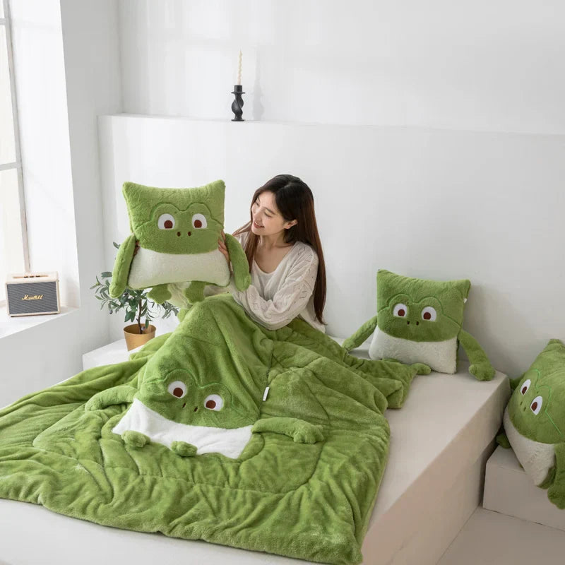 Sikunuo | Cozy Dreams Mini Monster Quilted Pillow Blanket