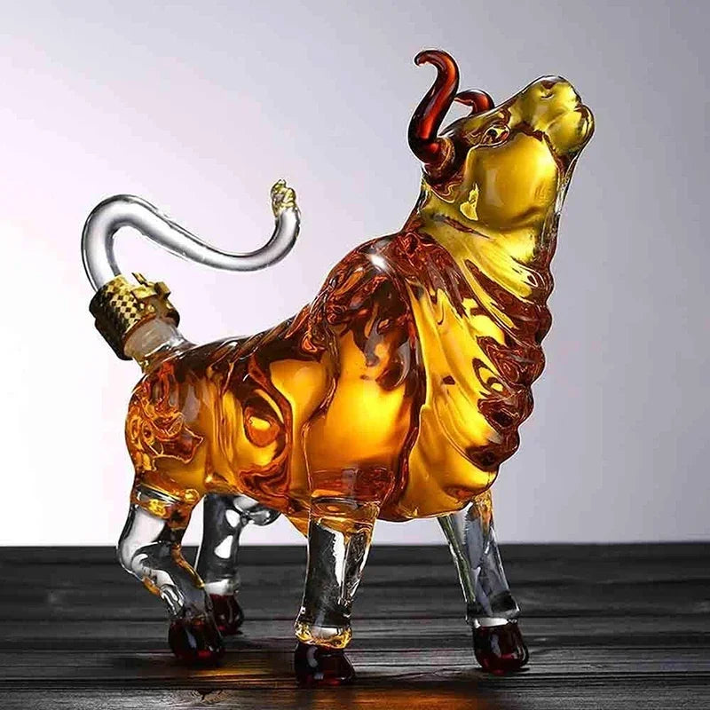 Sikunuo | Artistic Bull Glass Decanter