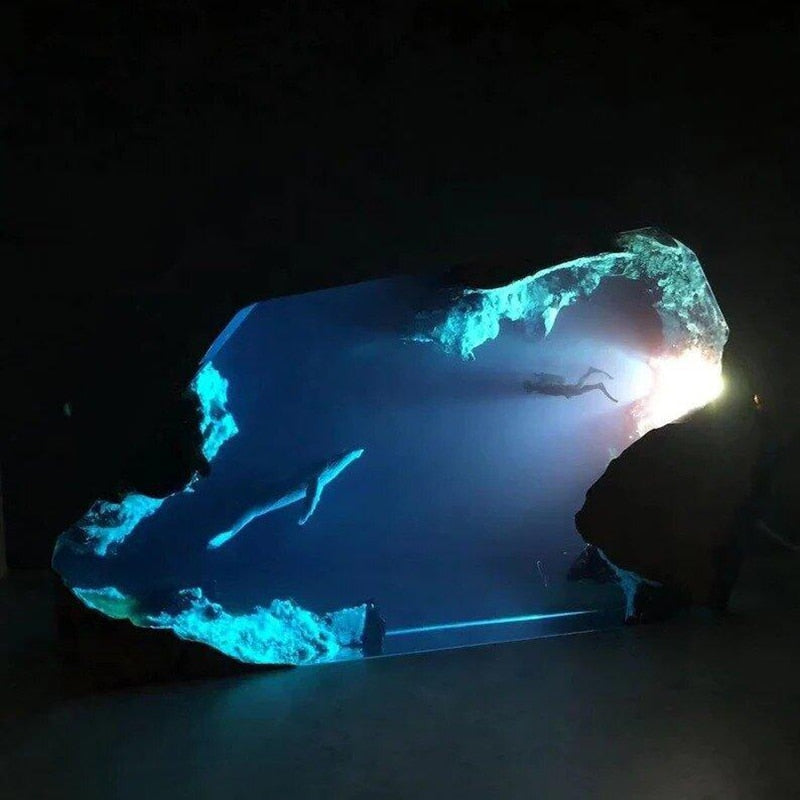 Sikunuo | Deep Sea Adventure Resin Diver Lamp Decor