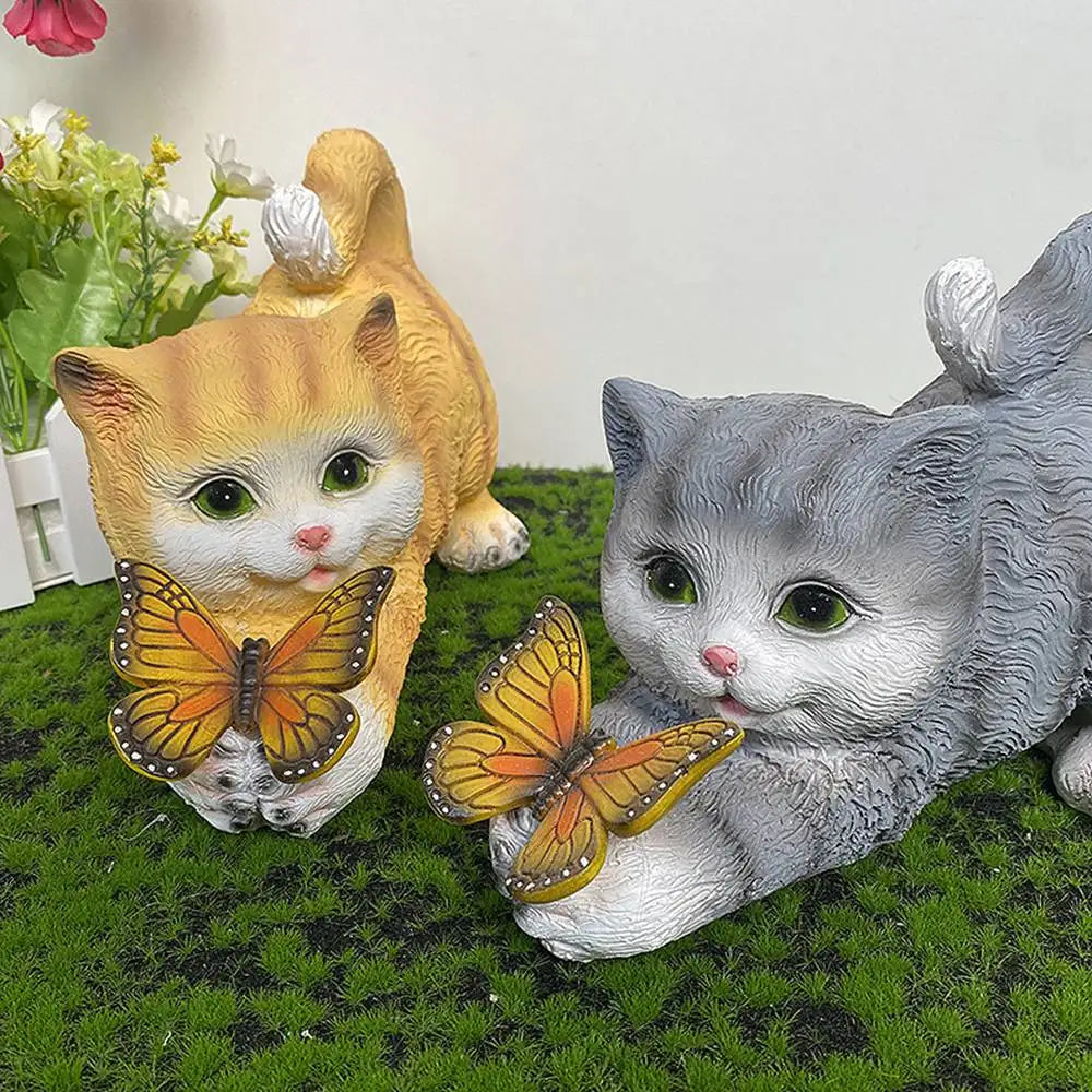 Sikunuo | Butterfly Catcher Cat Resin Decorative Lamp