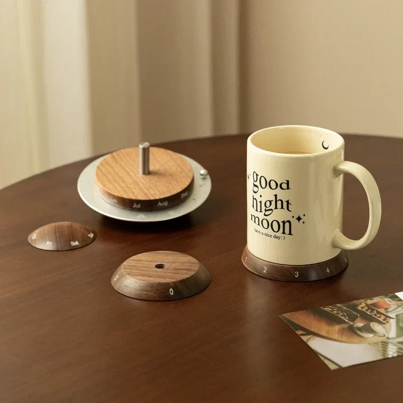Sikunuo | Cosmic Cycle Minimalist Rotating Wooden Calendar