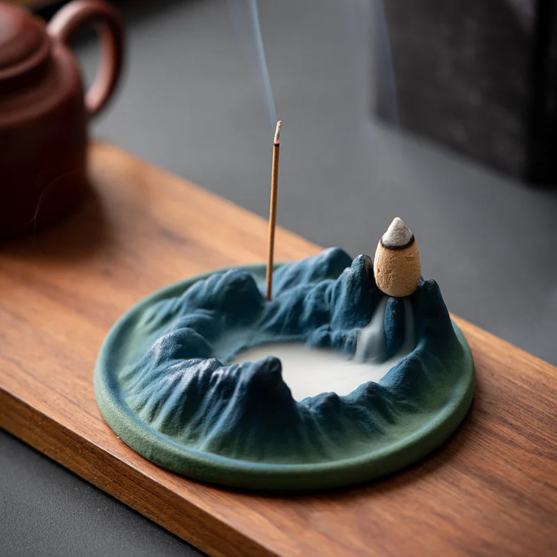 Sikunuo | Mistic Mountain Ceramic Waterfall Incense Burner