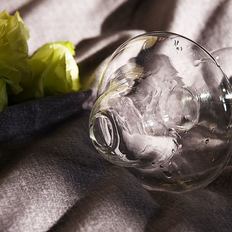 Sikunuo | Mushroom Inspired Elegant Glass Vase