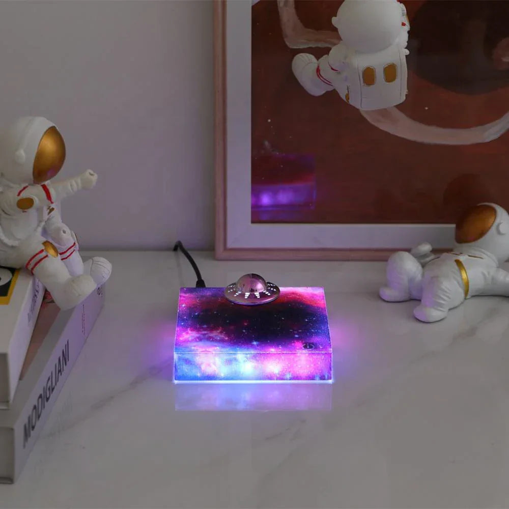 Sikunuo | Magnetic Levitating Spaceship Rotating LED Night Lamp